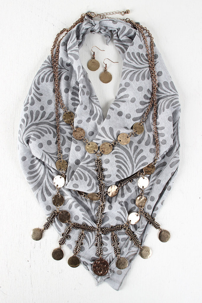 Jointed Disk Necklace And Frond Bandana Set